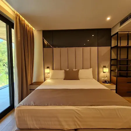 Aross Hotel Vlore