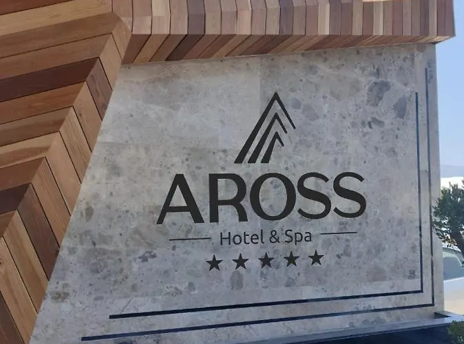 Hotel Aross Kanine