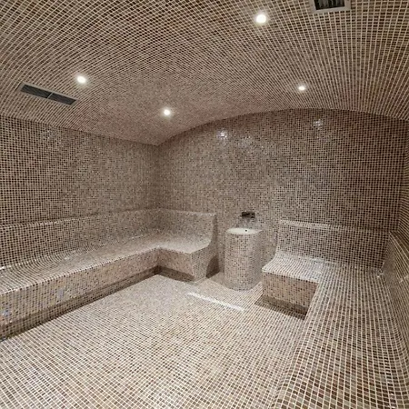 فندق Aross Kanine